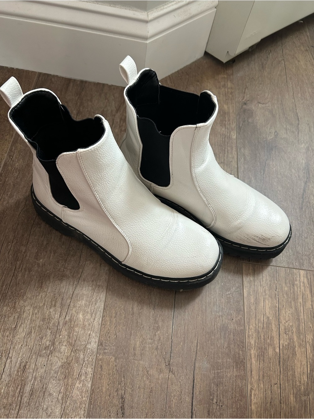 Sincerely Jules White & Black Chelsea Ankle Boots